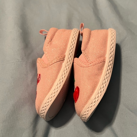 NWOT Cutie Pie Cherry 🍒 Shoes - Picture 5 of 6